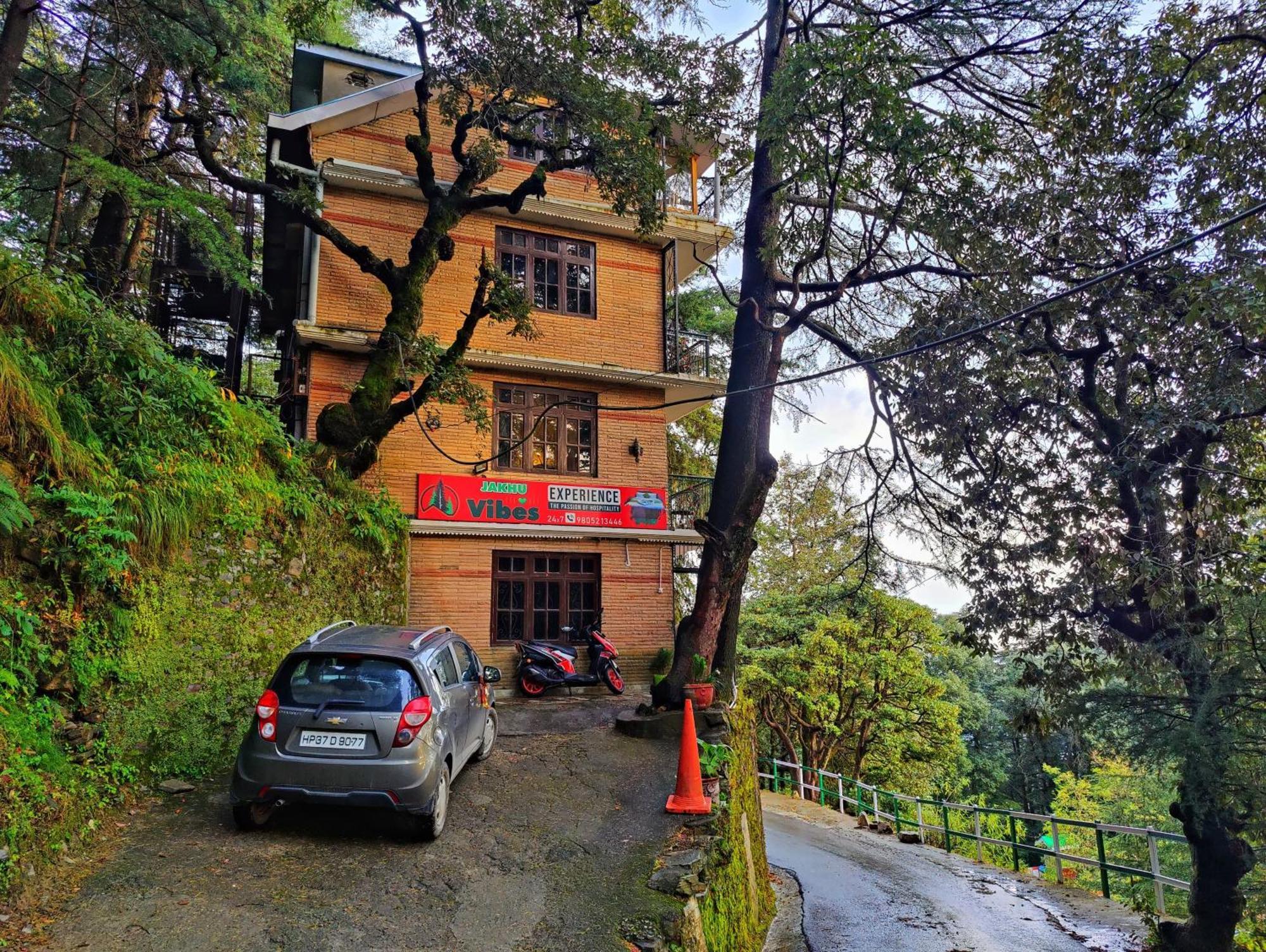 Jakhu Vibes Shimla Exterior photo